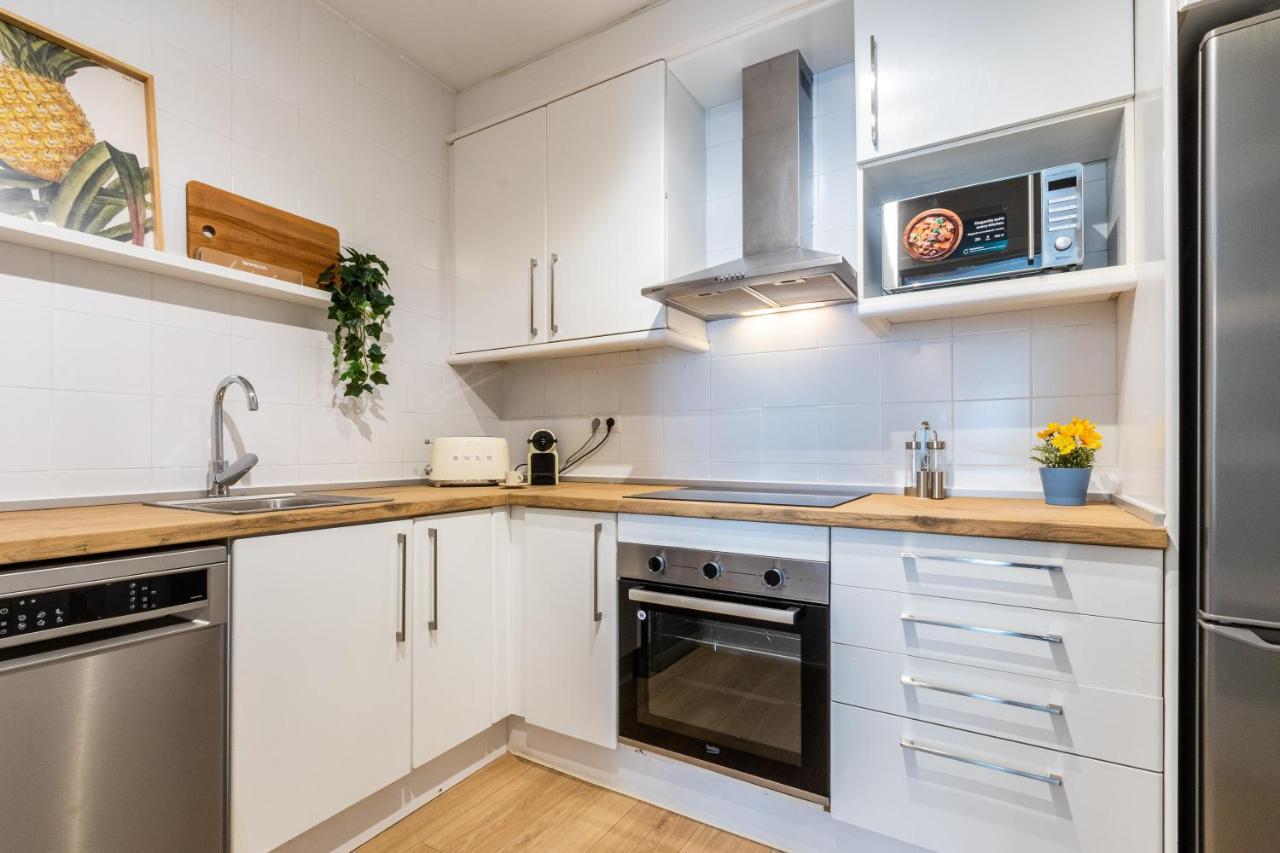 Exclusive Apartments Barcelona 4 Personas Torrella Terrassa Eksteriør billede